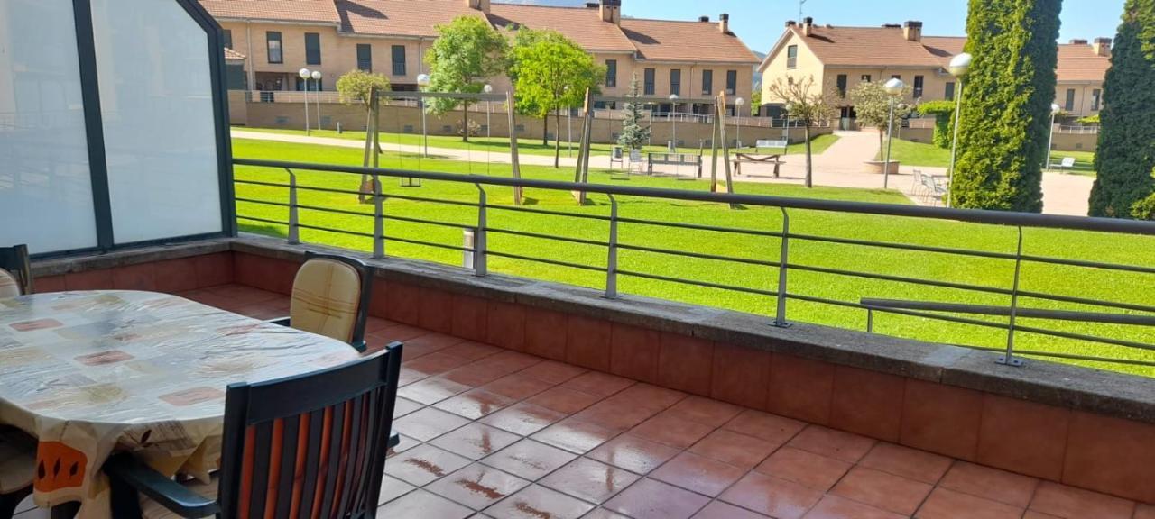 Appartement Monteperdido Jaca Extérieur photo